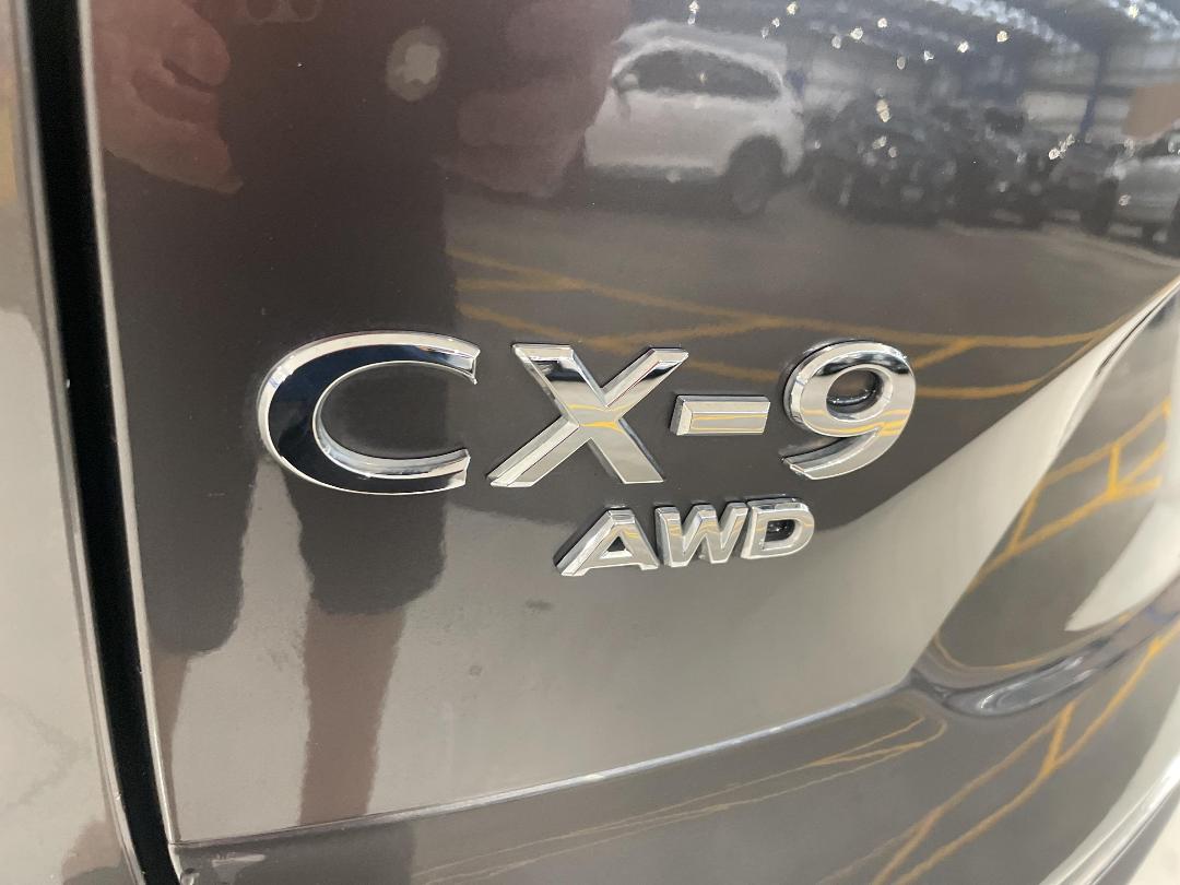 Photo '36' of Mazda CX-9