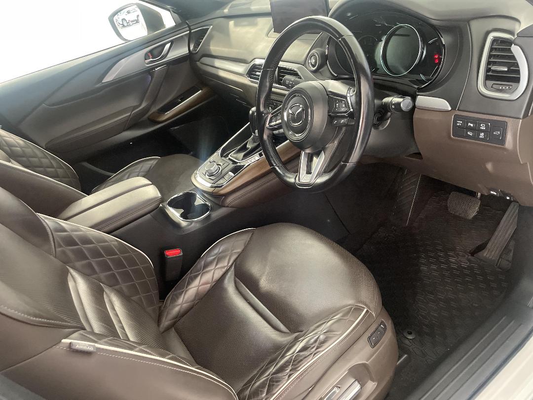 Photo '16' of Mazda CX-9