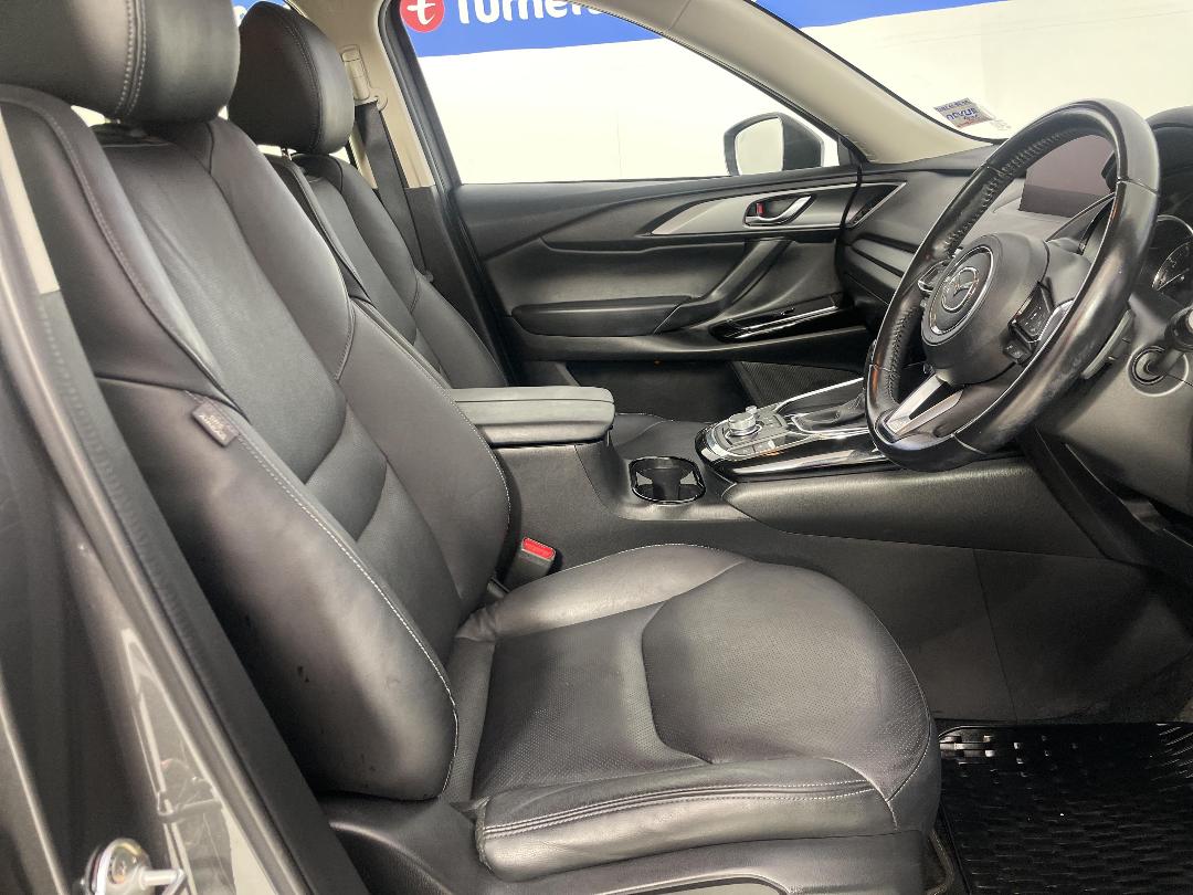 Photo '16' of Mazda CX-9 Photo '16' of Mazda CX-9