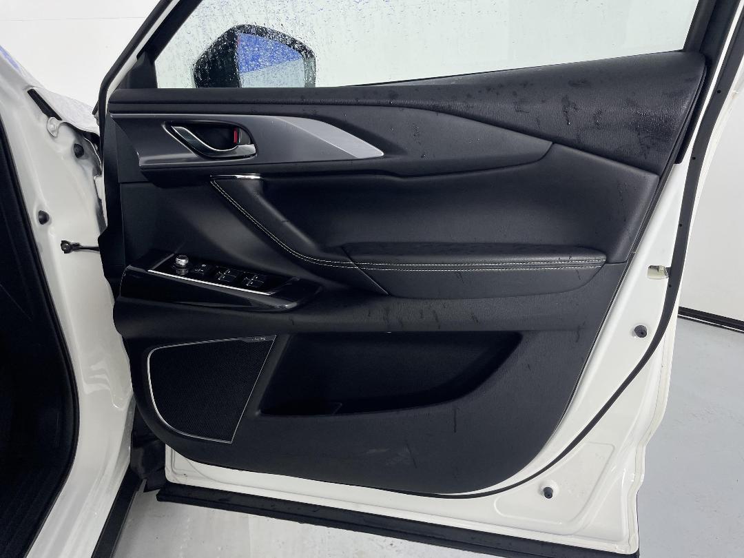 Photo '15' of Mazda CX-9