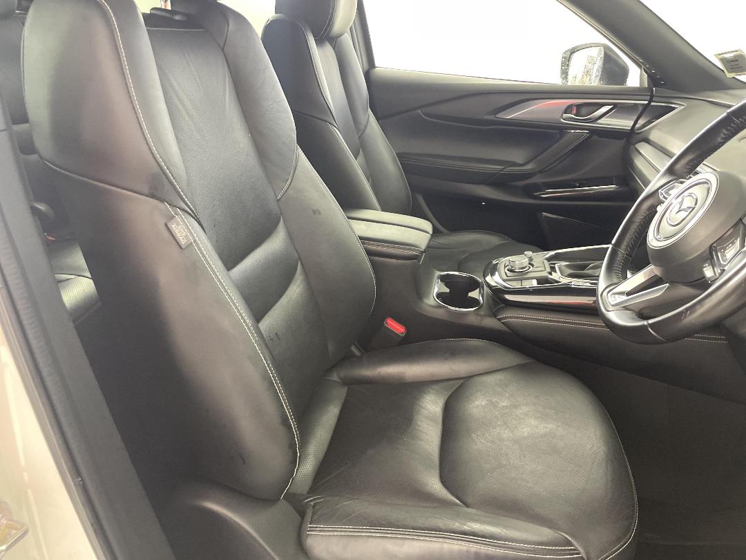 Photo '16' of Mazda CX-9