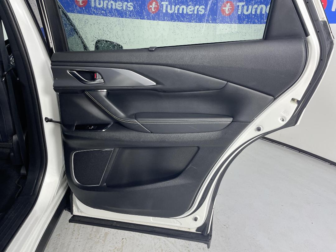 Photo '19' of Mazda CX-9