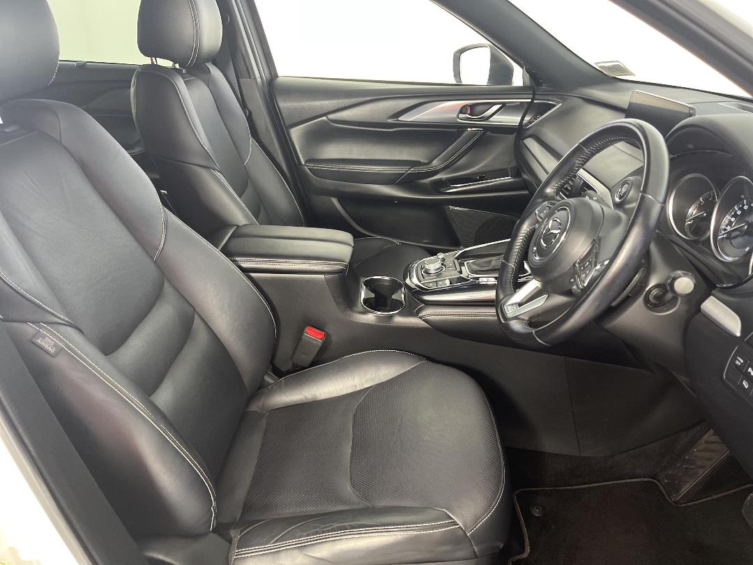 Photo '16' of Mazda CX-9