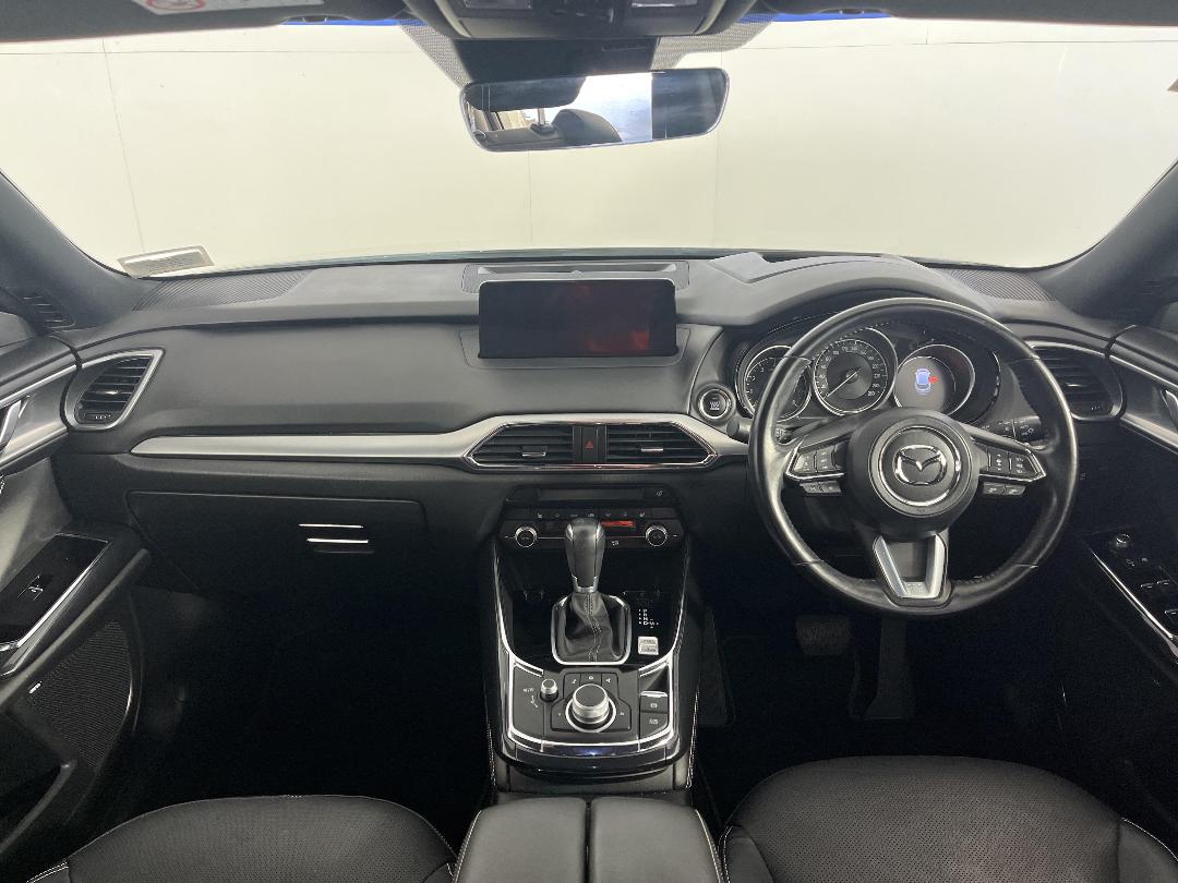 Photo '17' of Mazda CX-9