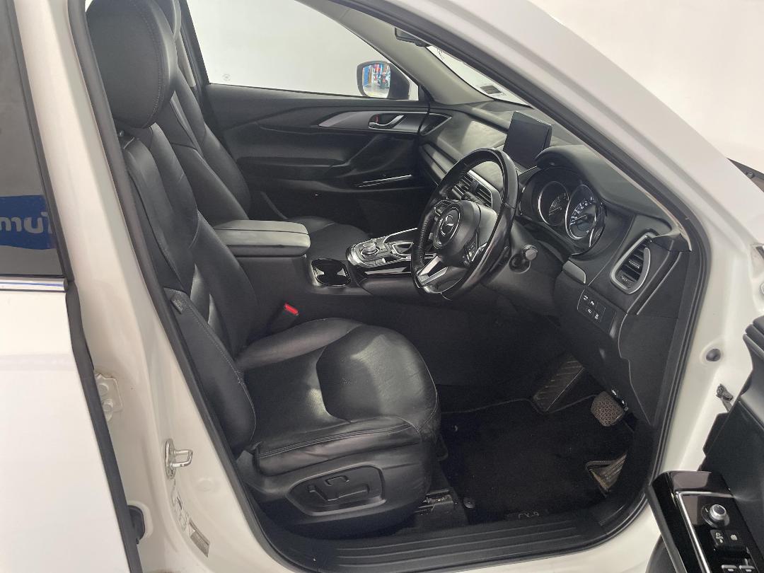 Photo '16' of Mazda CX-9