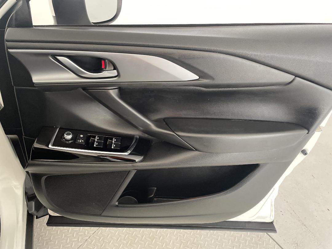 Photo '15' of Mazda CX-9