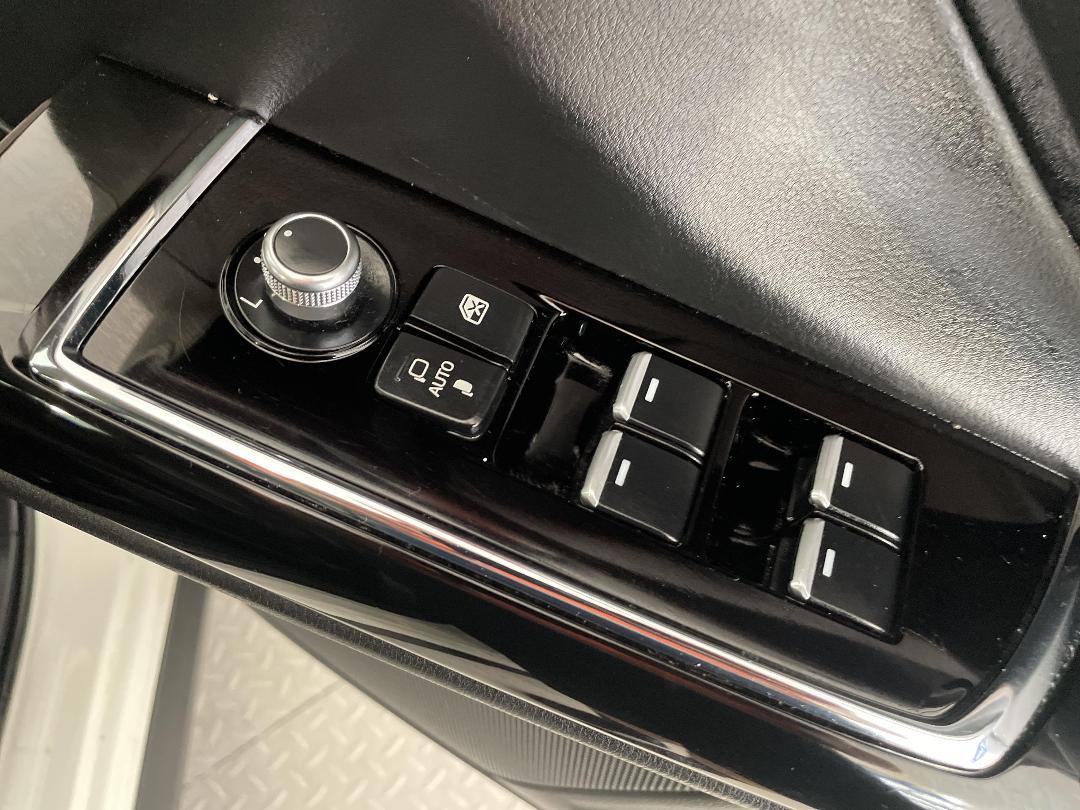 Photo '24' of Mazda CX-9