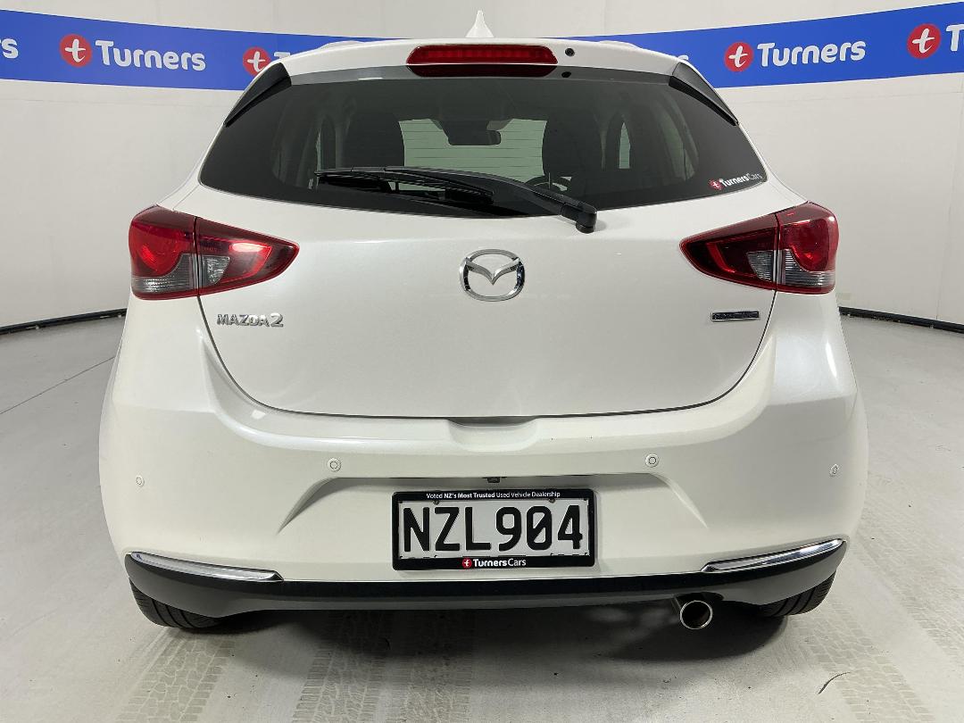 Photo '6' of Mazda Mazda2 Photo '6' of Mazda Mazda2