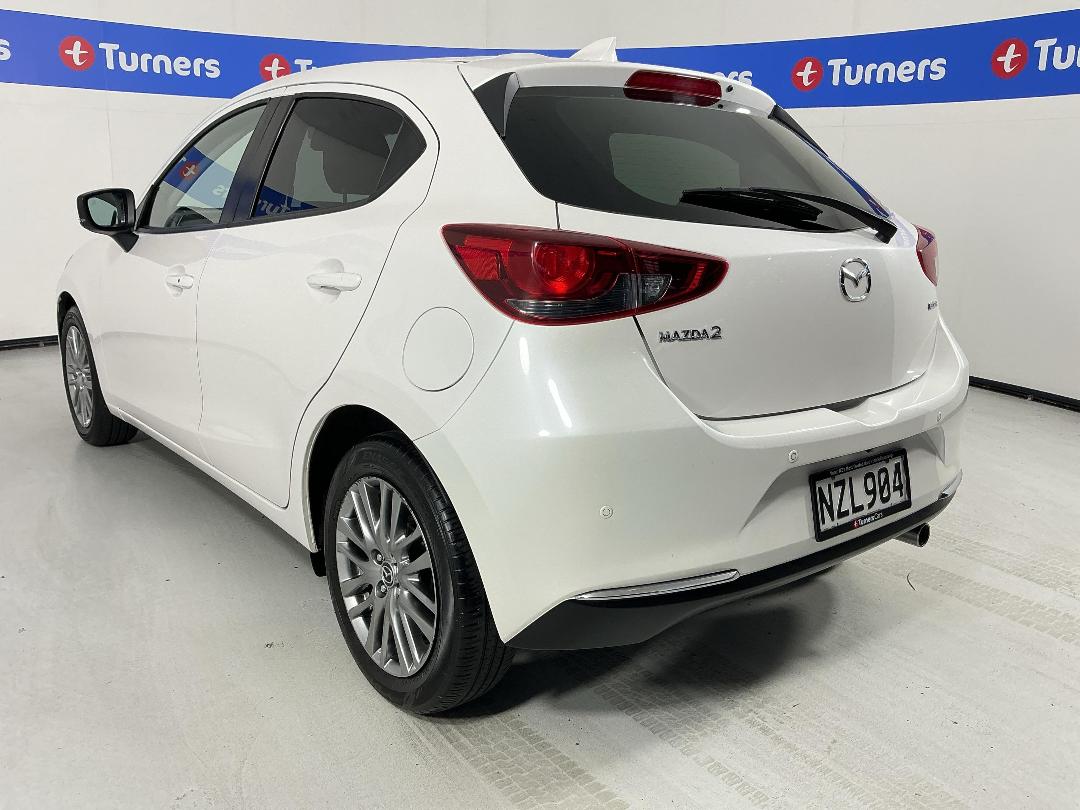 Photo '5' of Mazda Mazda2 Photo '5' of Mazda Mazda2