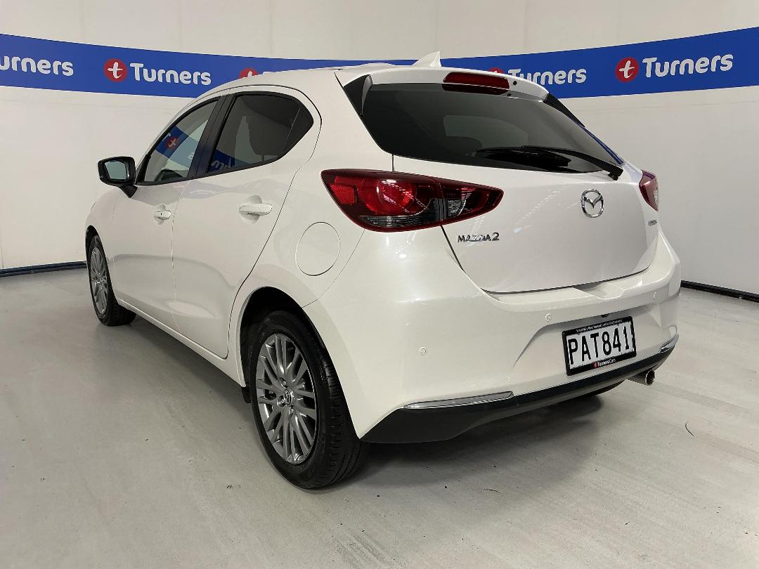 Photo '5' of Mazda Mazda2