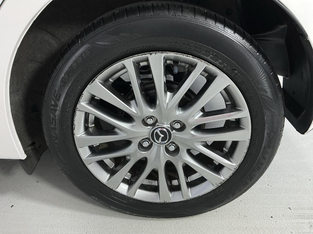 Photo '11' of Mazda Mazda2