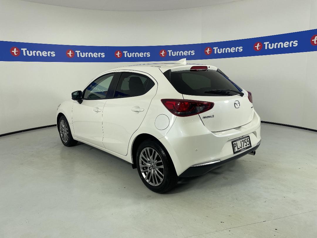 Photo '5' of Mazda Mazda2