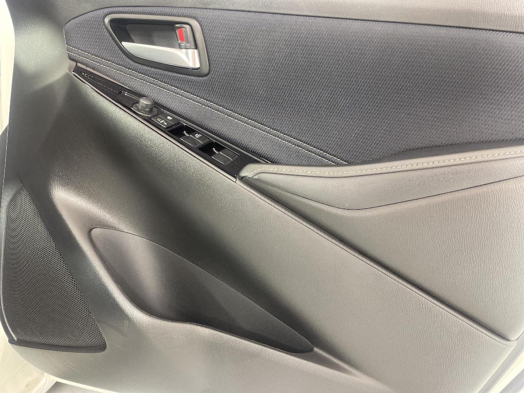 Photo '15' of Mazda Mazda2