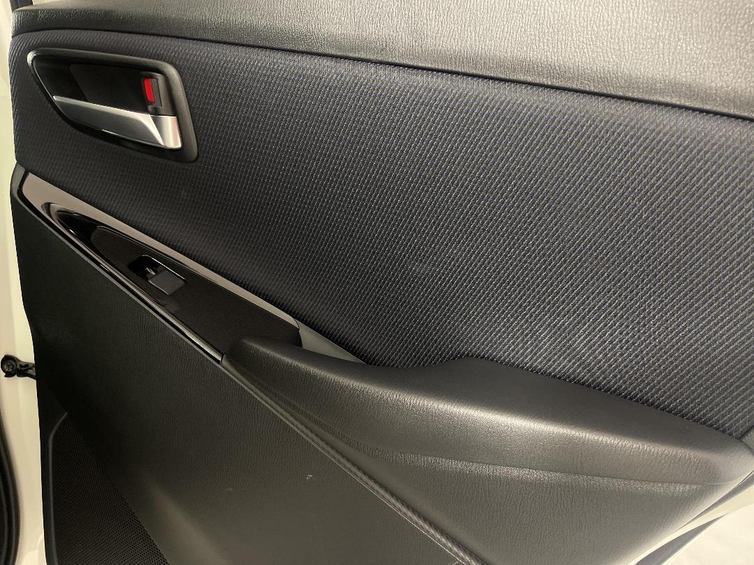 Photo '19' of Mazda Mazda2