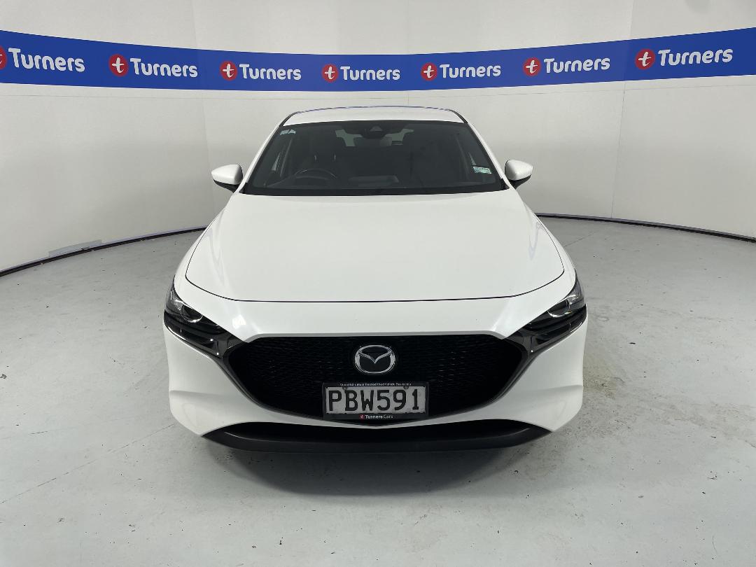 Photo '2' of Mazda Mazda3