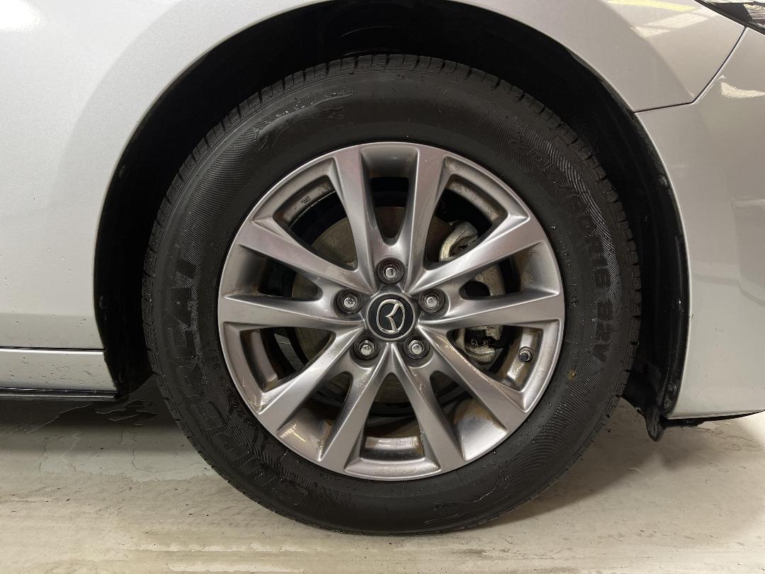 Photo '9' of Mazda Mazda3 Photo '9' of Mazda Mazda3