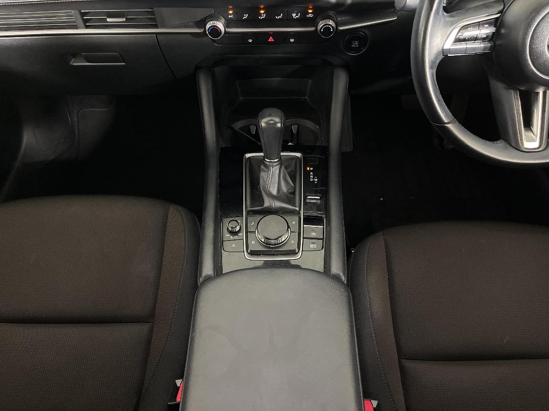 Photo '23' of Mazda Mazda3 Photo '23' of Mazda Mazda3