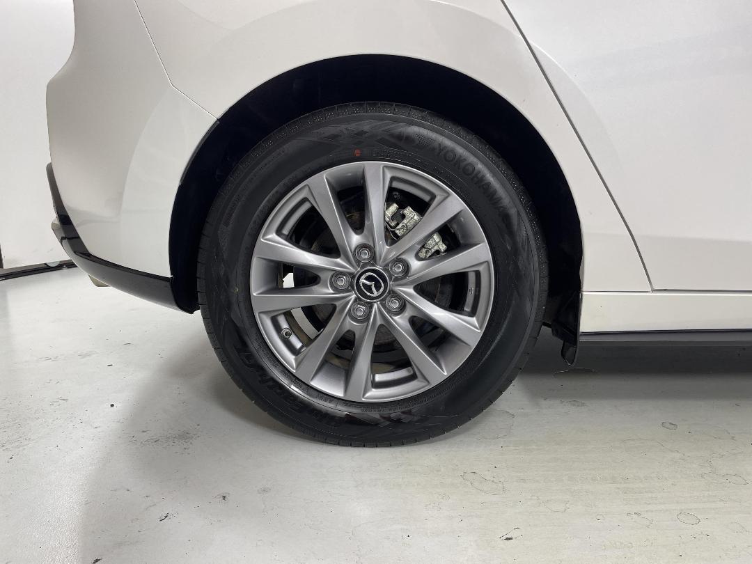 Photo '12' of Mazda Mazda3 Photo '12' of Mazda Mazda3