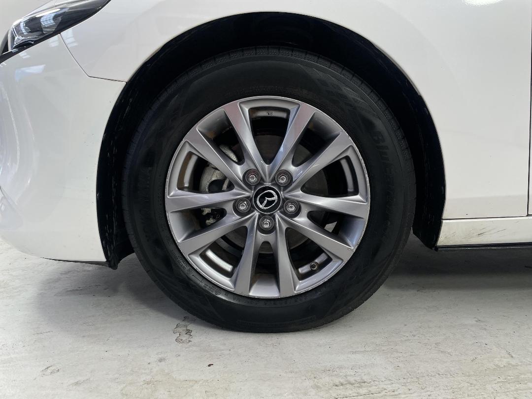 Photo '10' of Mazda Mazda3 Photo '10' of Mazda Mazda3