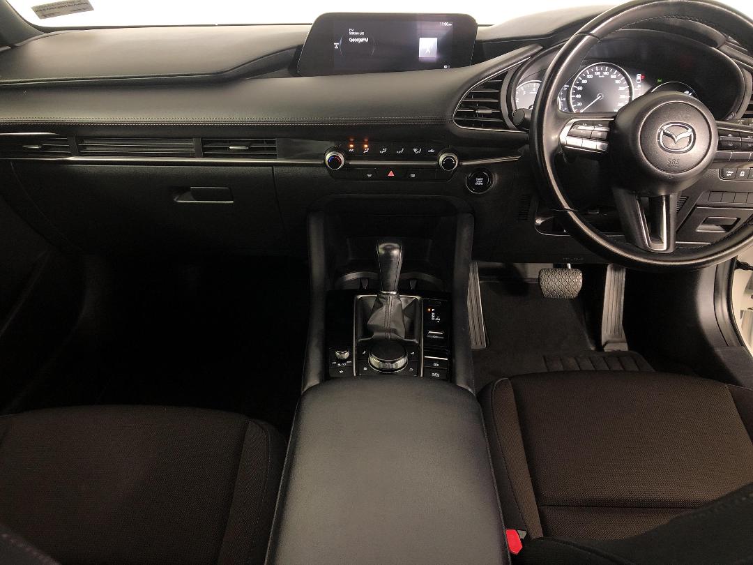 Photo '17' of Mazda Mazda3