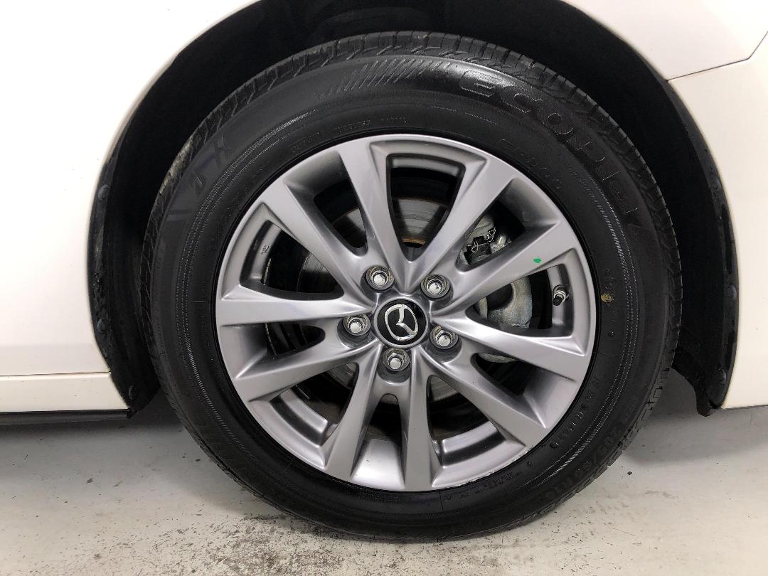 Photo '9' of Mazda Mazda3 Photo '9' of Mazda Mazda3