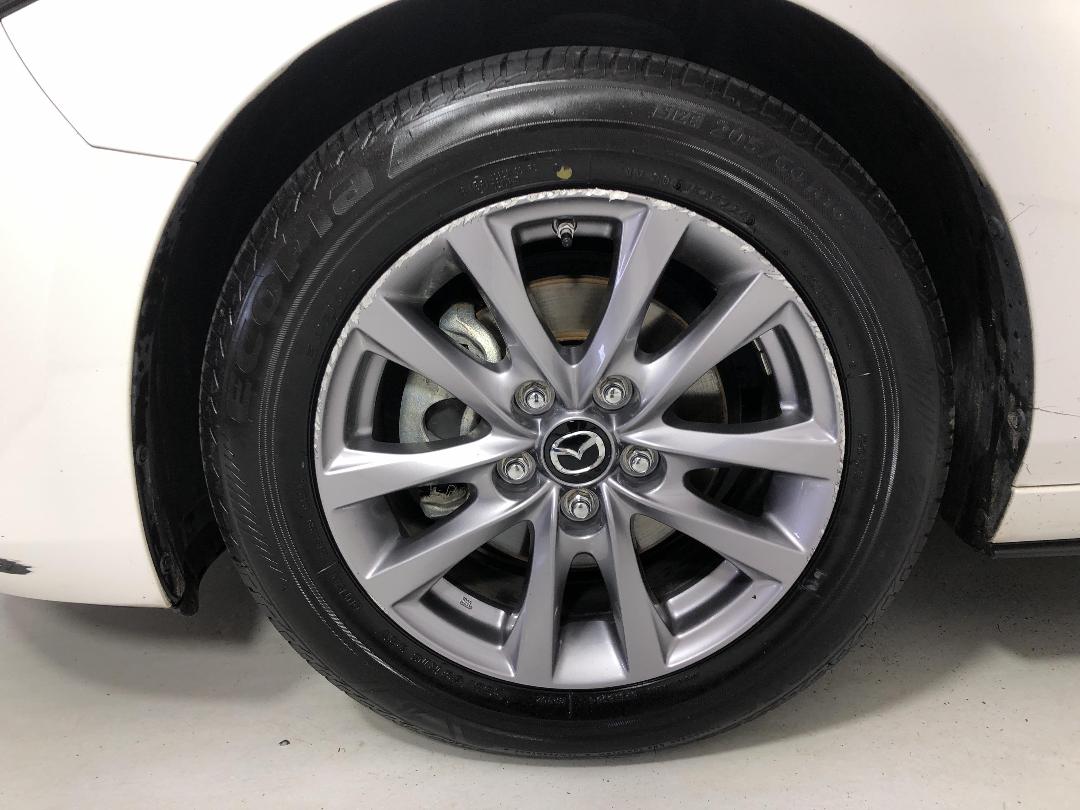 Photo '10' of Mazda Mazda3 Photo '10' of Mazda Mazda3