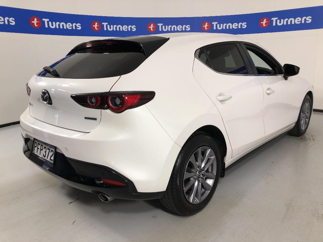 Photo '7' of Mazda Mazda3 Photo '7' of Mazda Mazda3