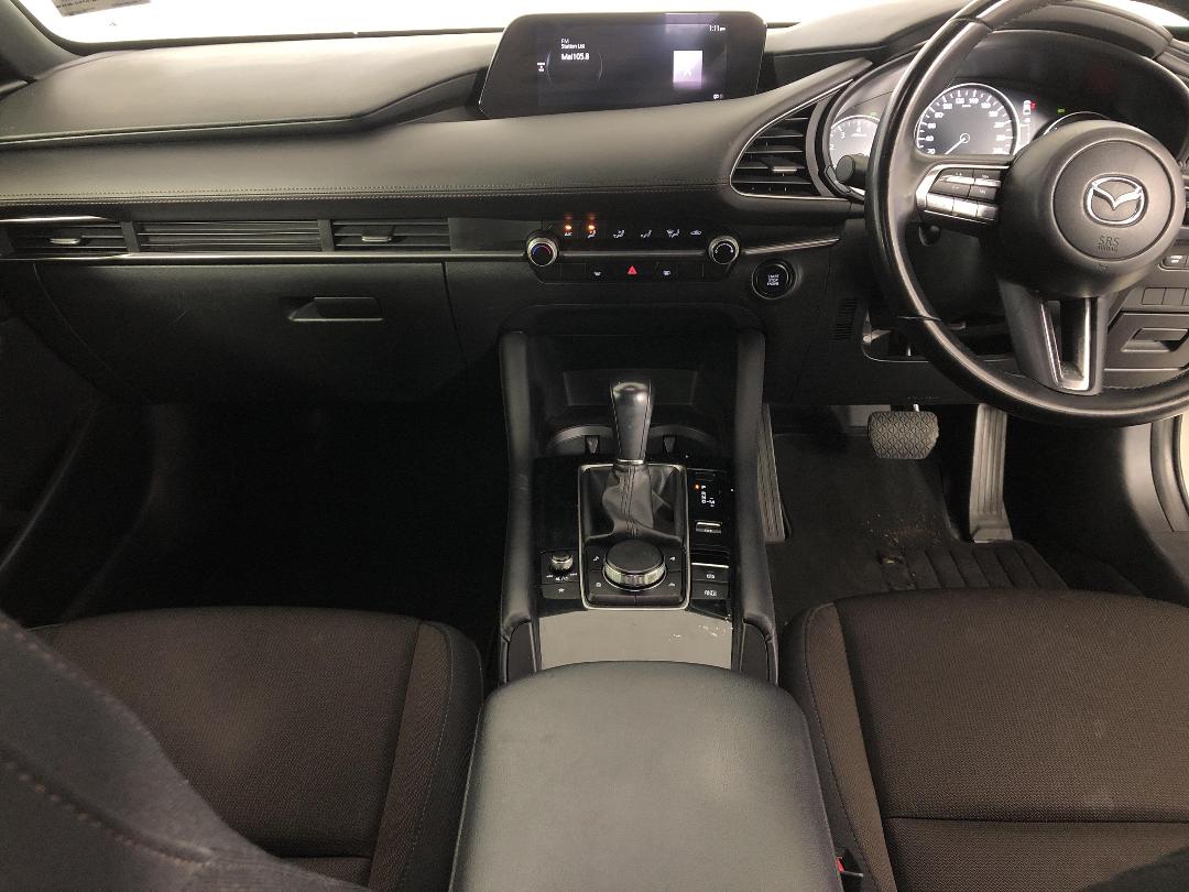 Photo '17' of Mazda Mazda3 Photo '17' of Mazda Mazda3