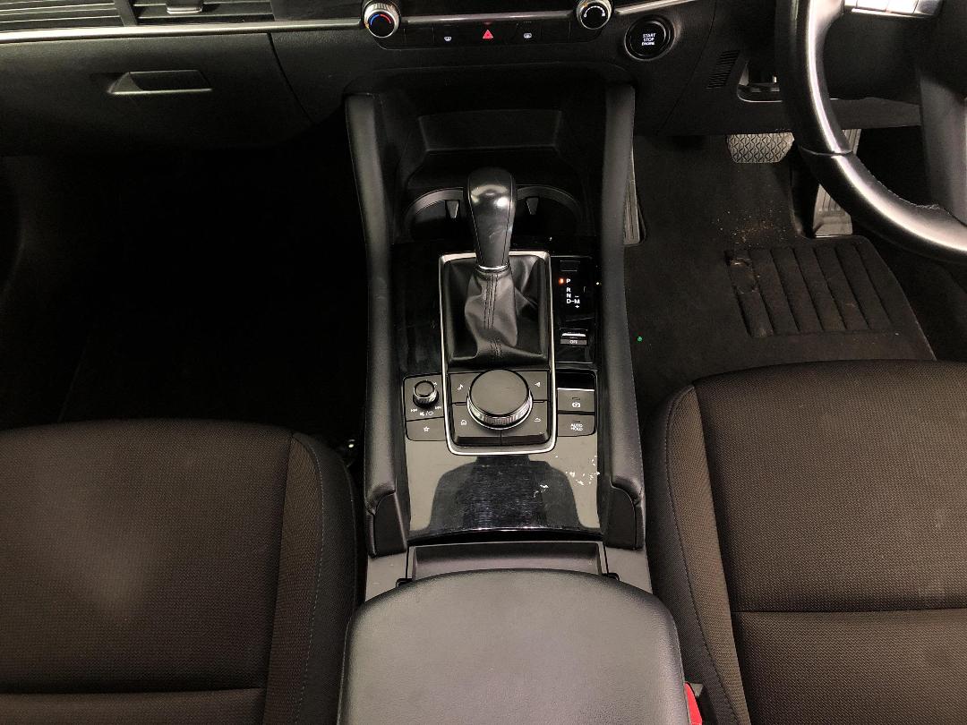 Photo '18' of Mazda Mazda3 Photo '18' of Mazda Mazda3