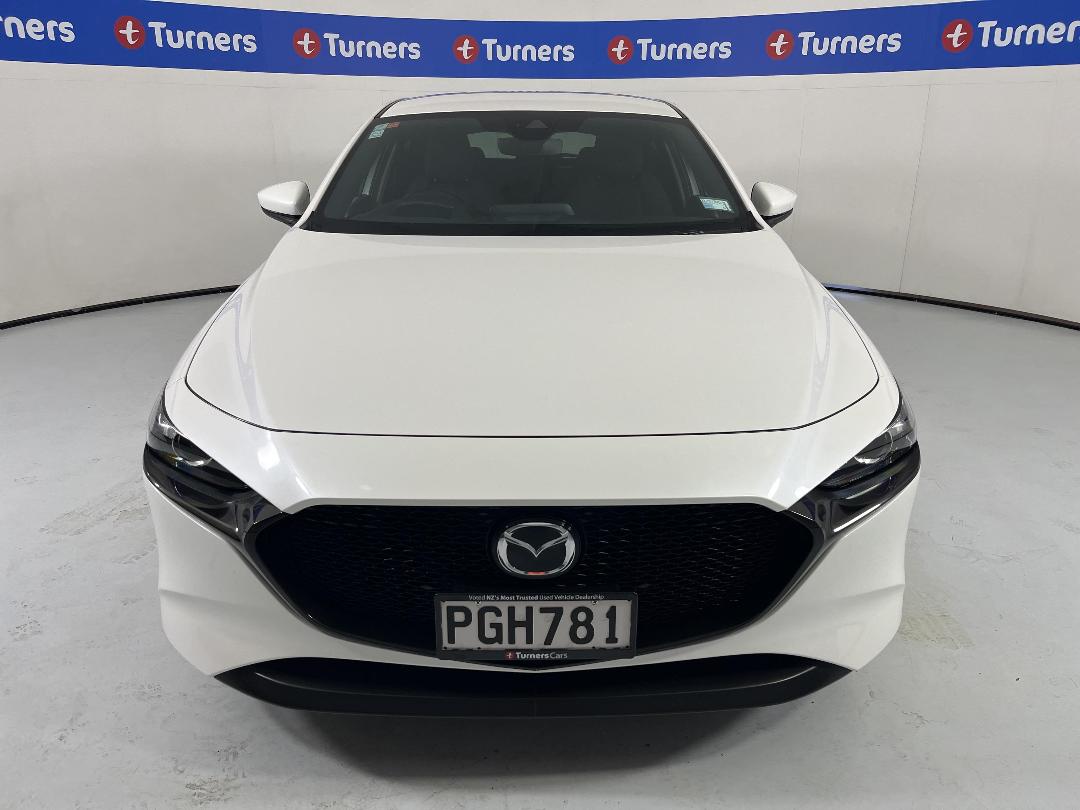 Photo '2' of Mazda Mazda3 Photo '2' of Mazda Mazda3