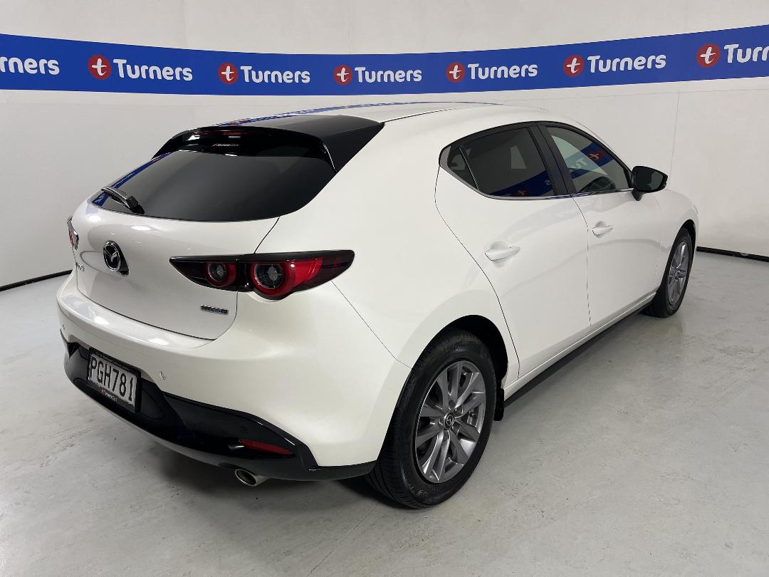 Photo '7' of Mazda Mazda3 Photo '7' of Mazda Mazda3