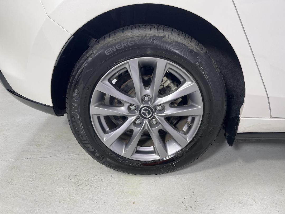 Photo '12' of Mazda Mazda3 Photo '12' of Mazda Mazda3