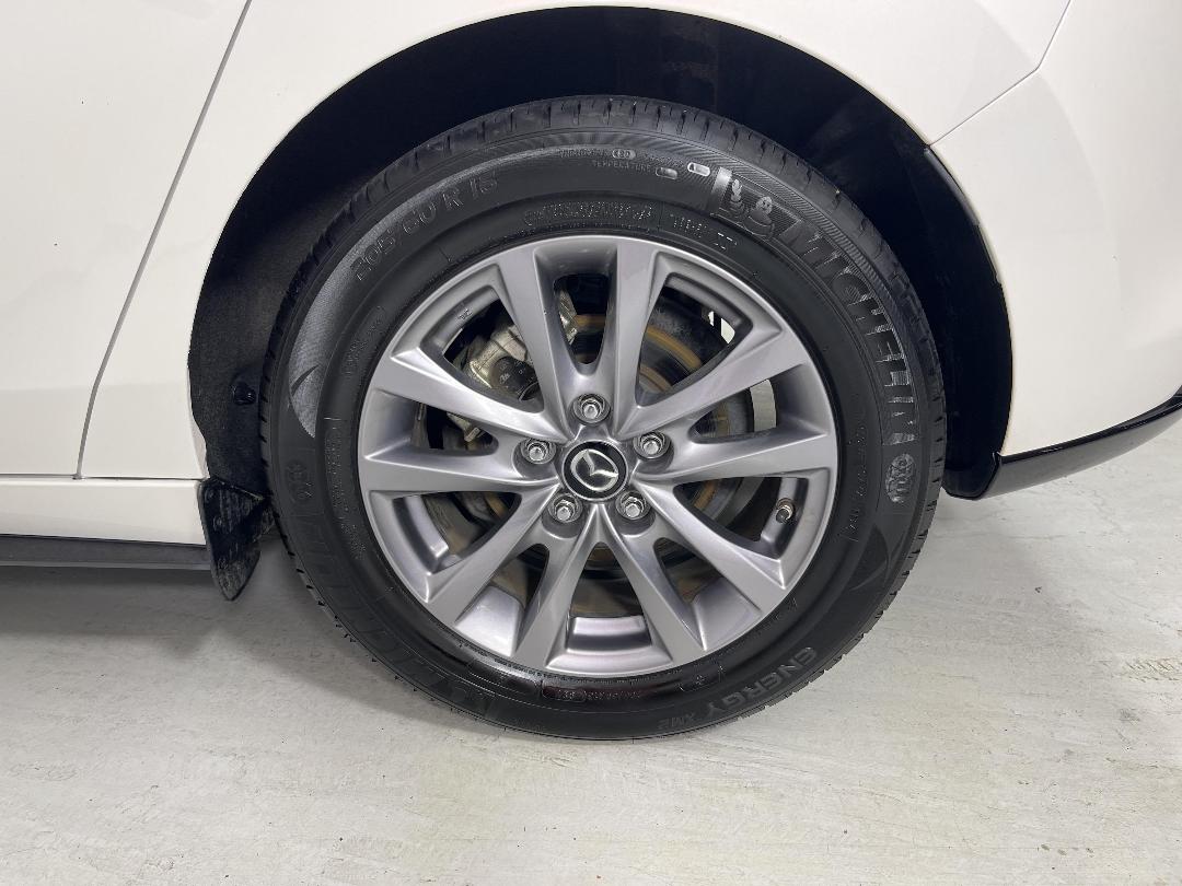 Photo '11' of Mazda Mazda3 Photo '11' of Mazda Mazda3