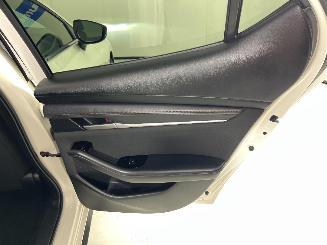 Photo '19' of Mazda Mazda3 Photo '19' of Mazda Mazda3