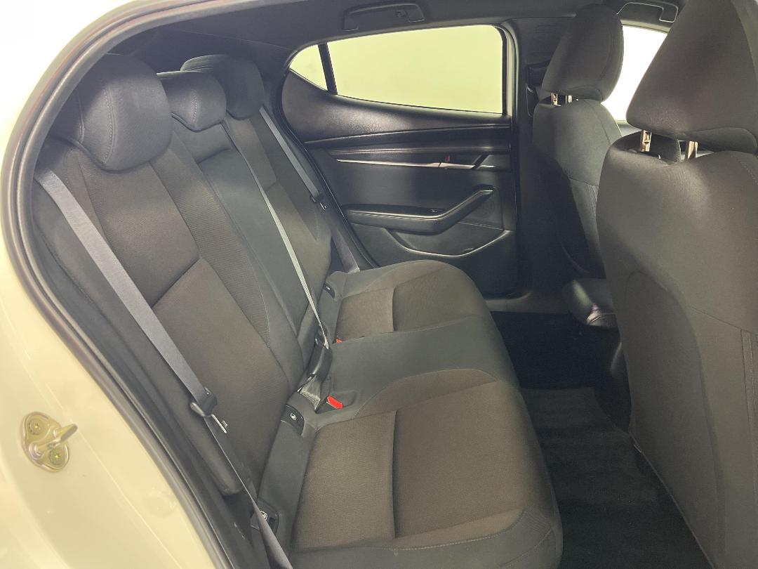 Photo '20' of Mazda Mazda3 Photo '20' of Mazda Mazda3