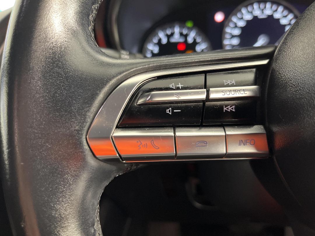 Photo '24' of Mazda Mazda3 Photo '24' of Mazda Mazda3