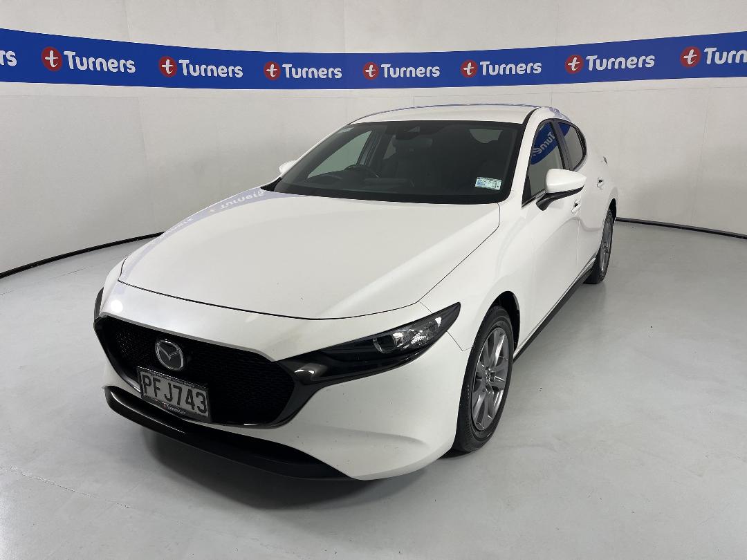 Photo '4' of Mazda Mazda3 Photo '4' of Mazda Mazda3