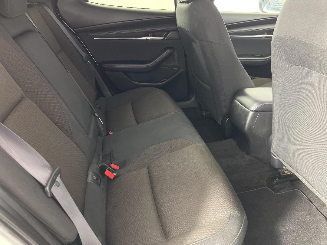 Photo '20' of Mazda Mazda3 Photo '20' of Mazda Mazda3