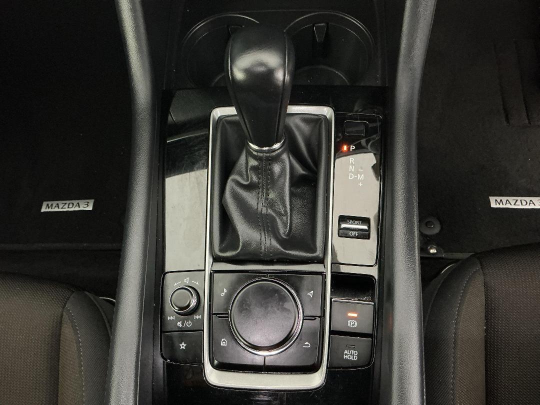 Photo '23' of Mazda Mazda3