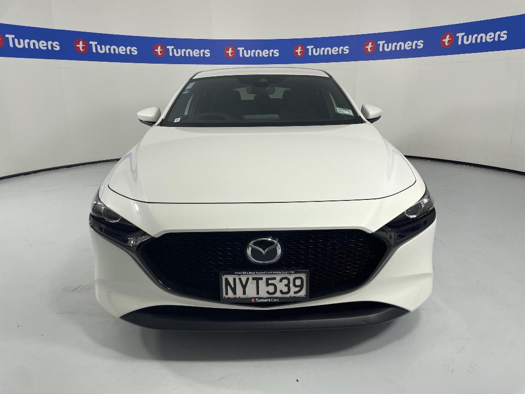 Photo '2' of Mazda Mazda3