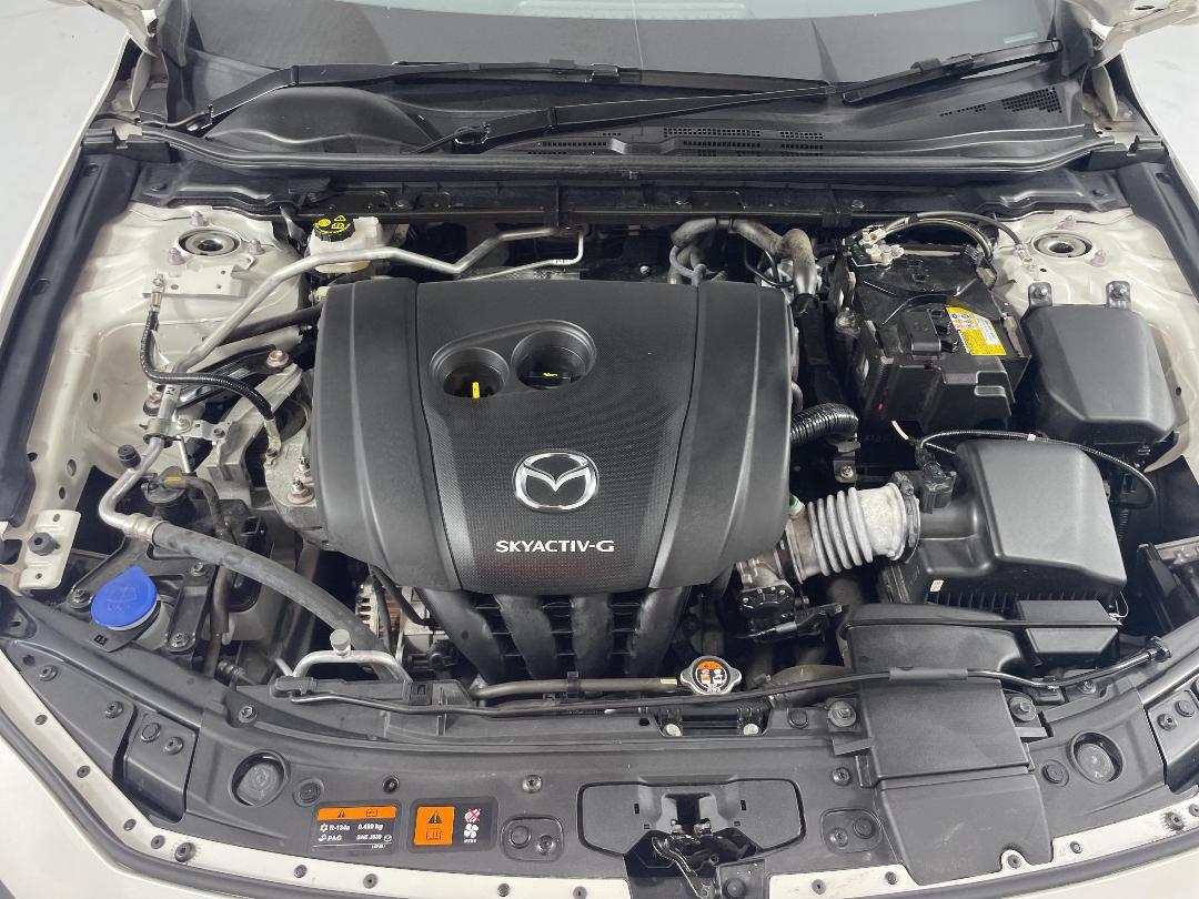 Photo '13' of Mazda Mazda3