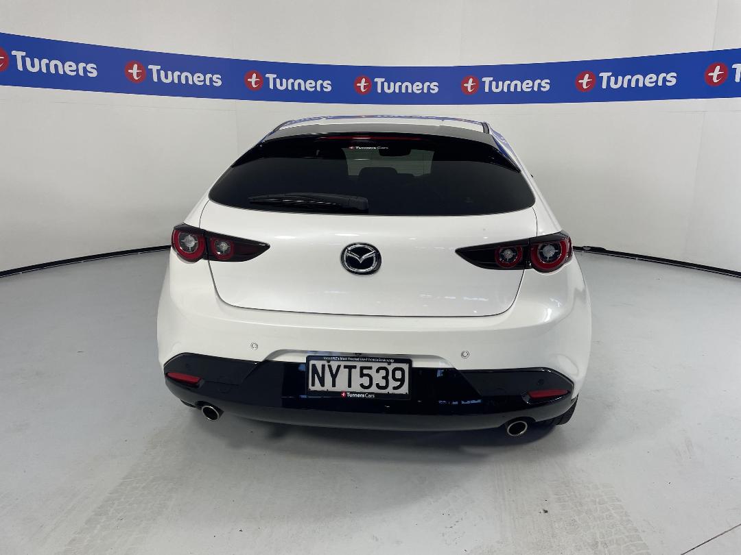 Photo '6' of Mazda Mazda3