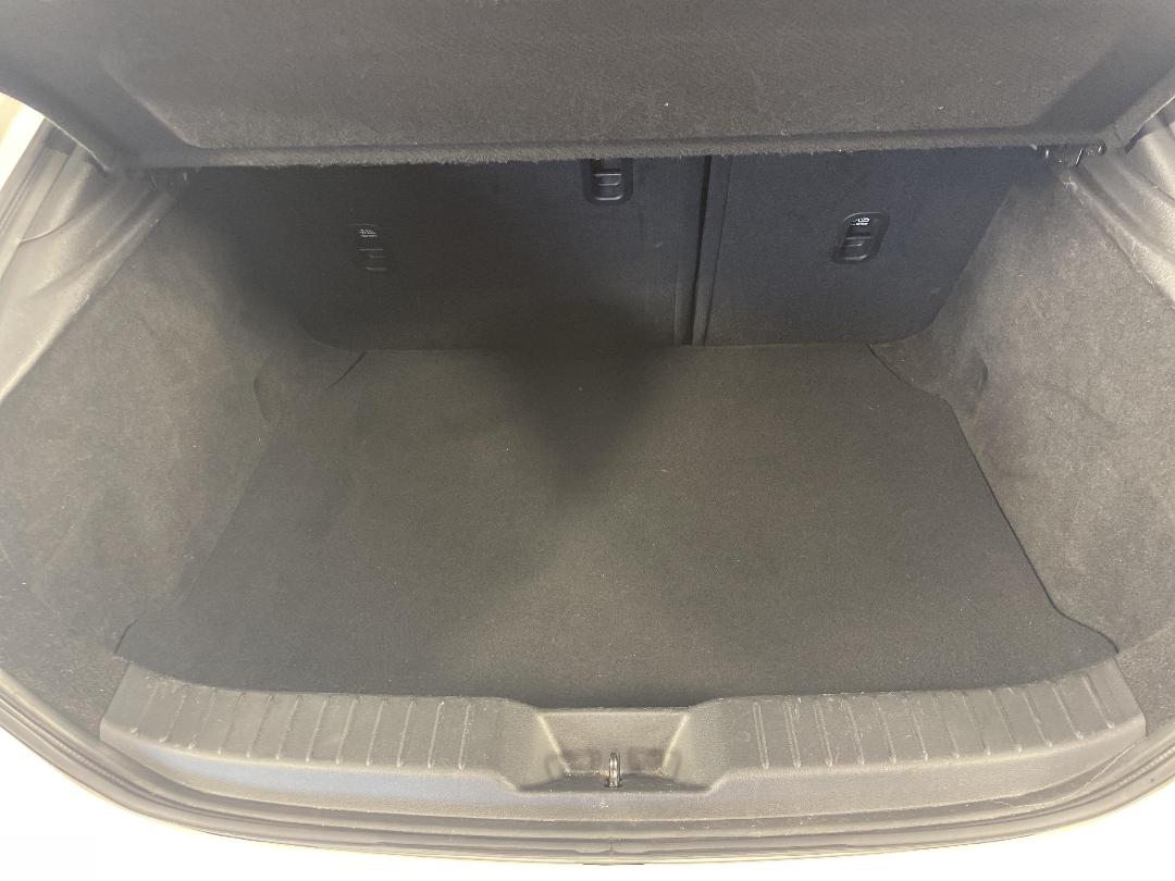 Photo '14' of Mazda Mazda3