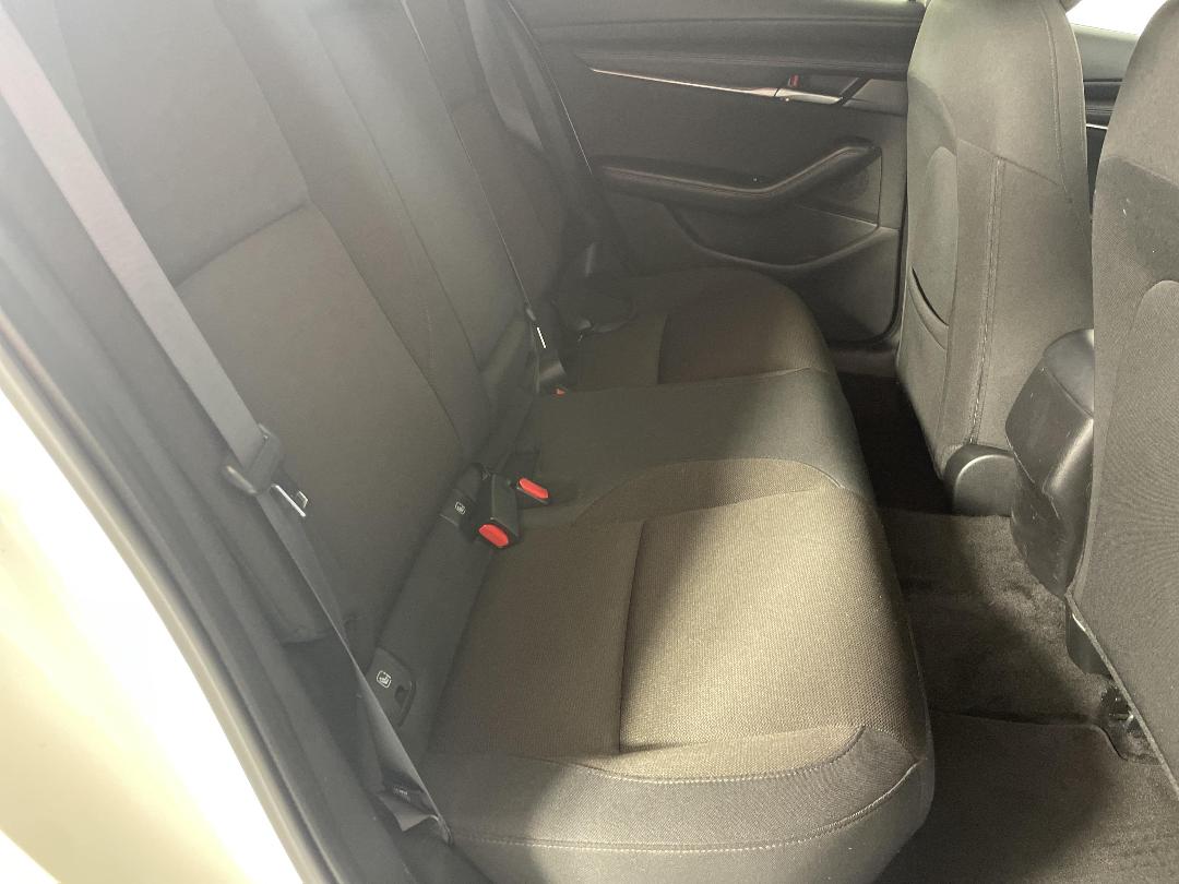 Photo '20' of Mazda Mazda3