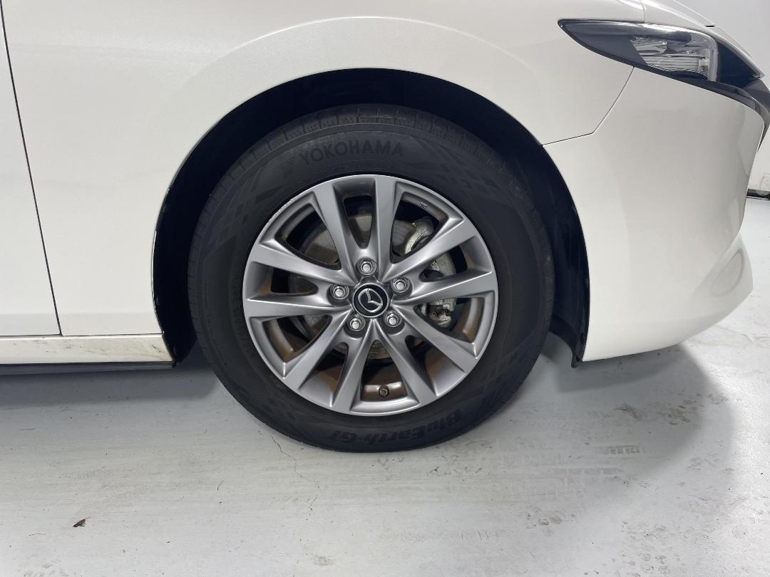 Photo '9' of Mazda Mazda3