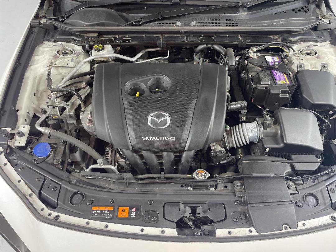 Photo '13' of Mazda Mazda3