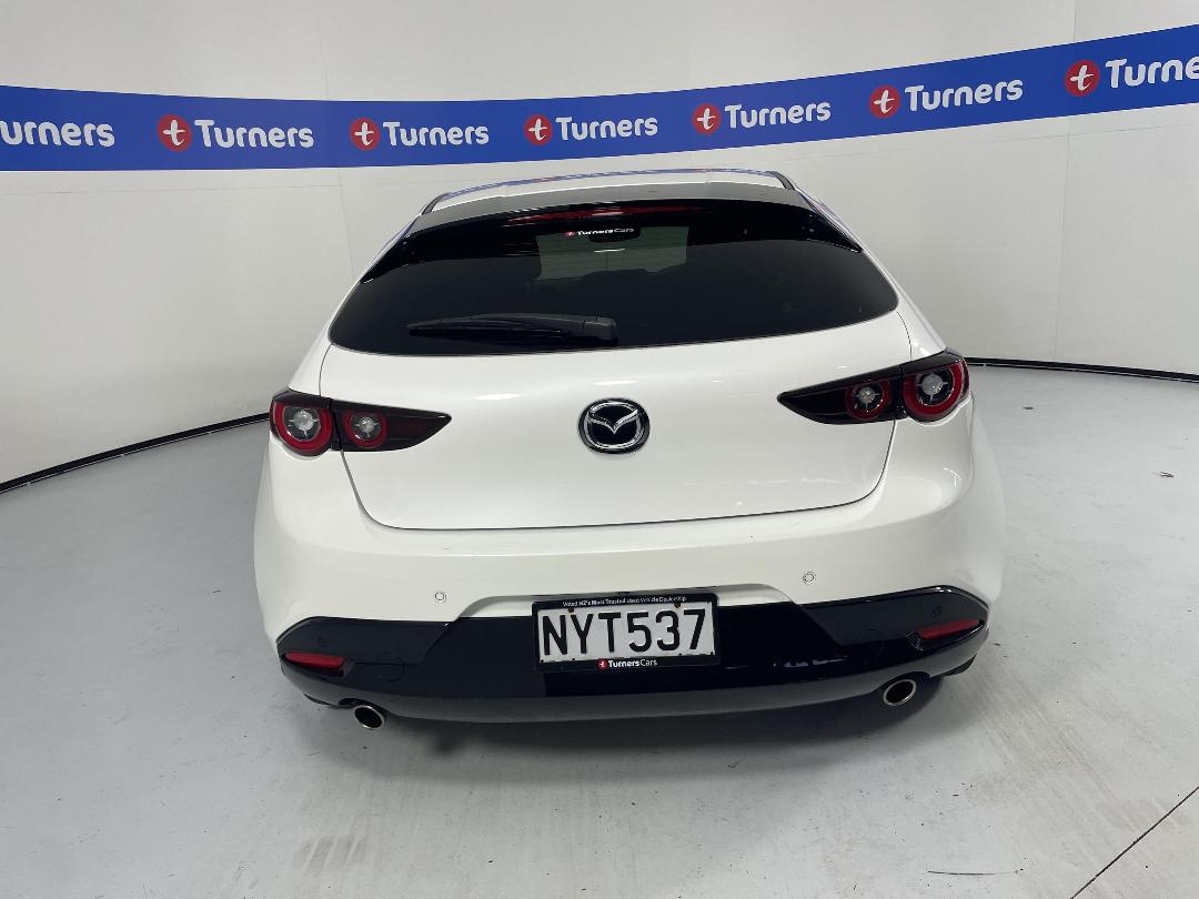 Photo '6' of Mazda Mazda3