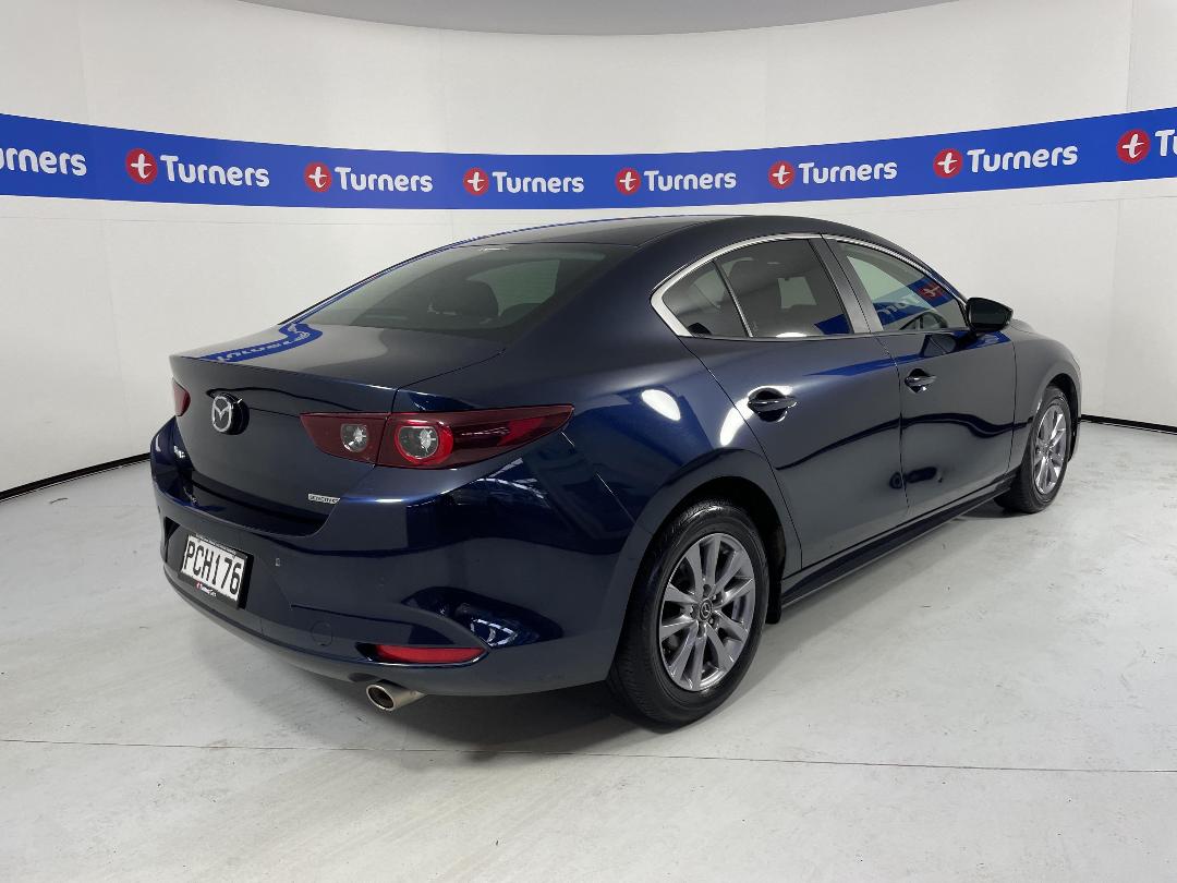 Photo '7' of Mazda Mazda3 Photo '7' of Mazda Mazda3