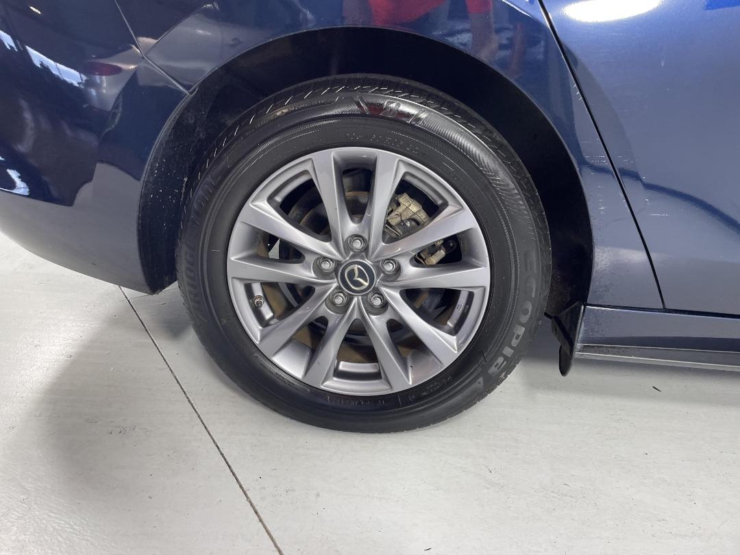 Photo '12' of Mazda Mazda3 Photo '12' of Mazda Mazda3