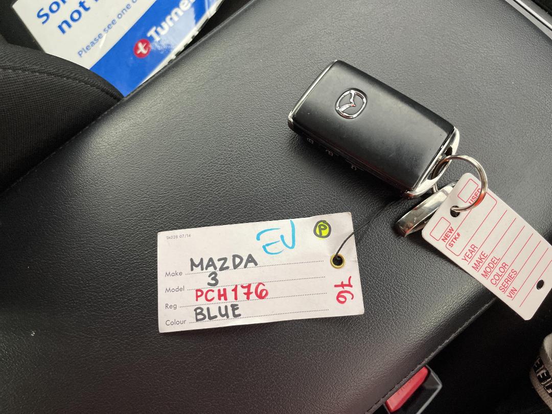 Photo '22' of Mazda Mazda3 Photo '22' of Mazda Mazda3